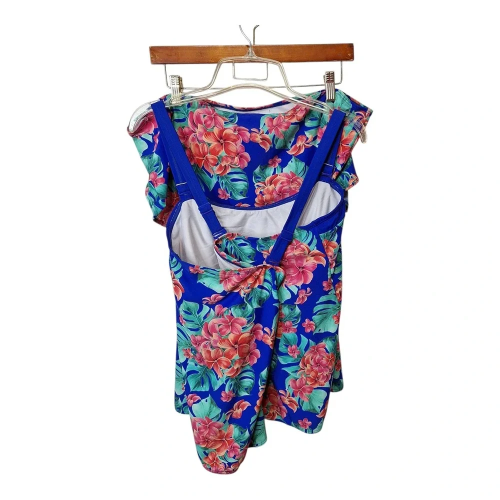 Beach to Beach Womens 24 Two Piece Swimsuit Blue Floral Un Padded‎ Convertible